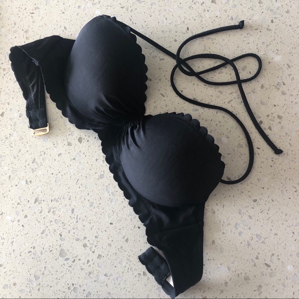 🌟 Victoria’s Secret Bikini Top 🌟